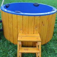hot-tub-round-outside-24